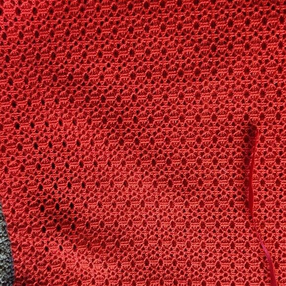 Red knitted fabric top - Picture 4 of 4